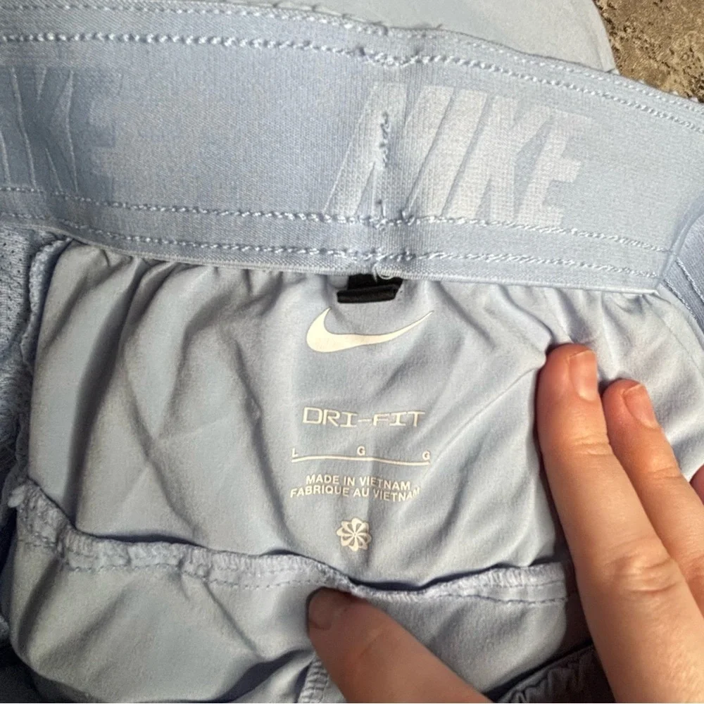 Nike 7” Dri-FIT Light Blue Shorts Elastic Waist Size Large